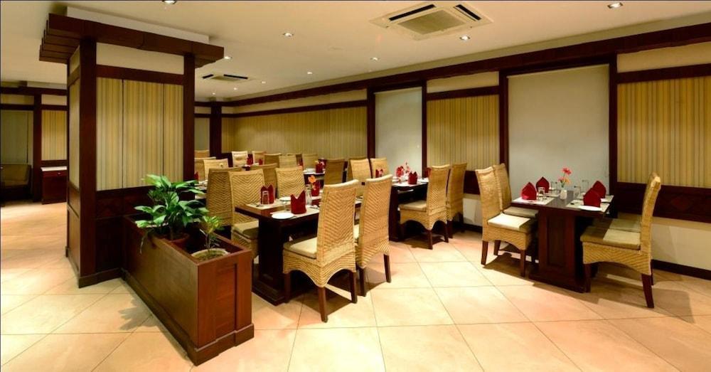 The Chariot Resort & Spa Puri Εξωτερικό φωτογραφία
